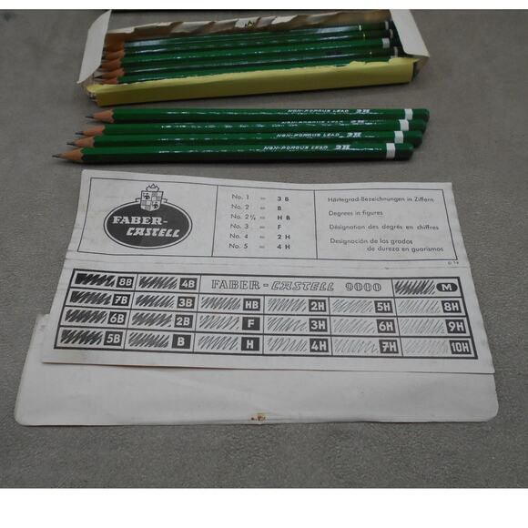 Vintage AW Faber Castell 2H No  9000 Pencils in Tin Drafting Nurnberg Germany - Picture 5 of 10